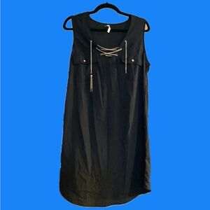 Sleek Black Sleeveless Dress with Chain Lace-Up Detail